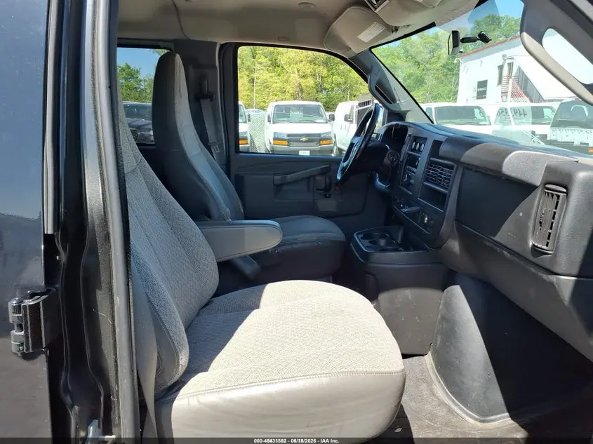 2016 CHEVROLET EXPRESS 3500 LT