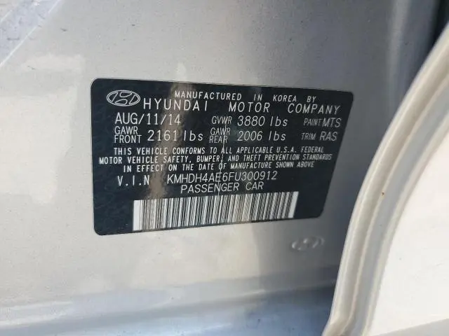 2015 HYUNDAI ELANTRA SE  