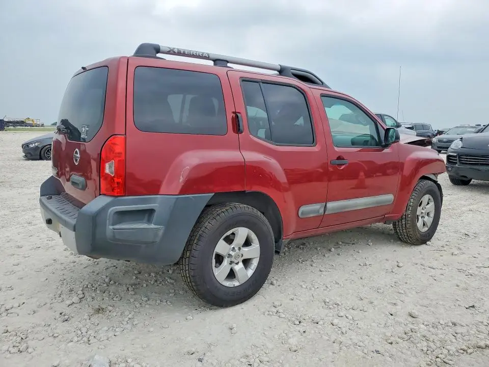 2013 NISSAN XTERRA X  