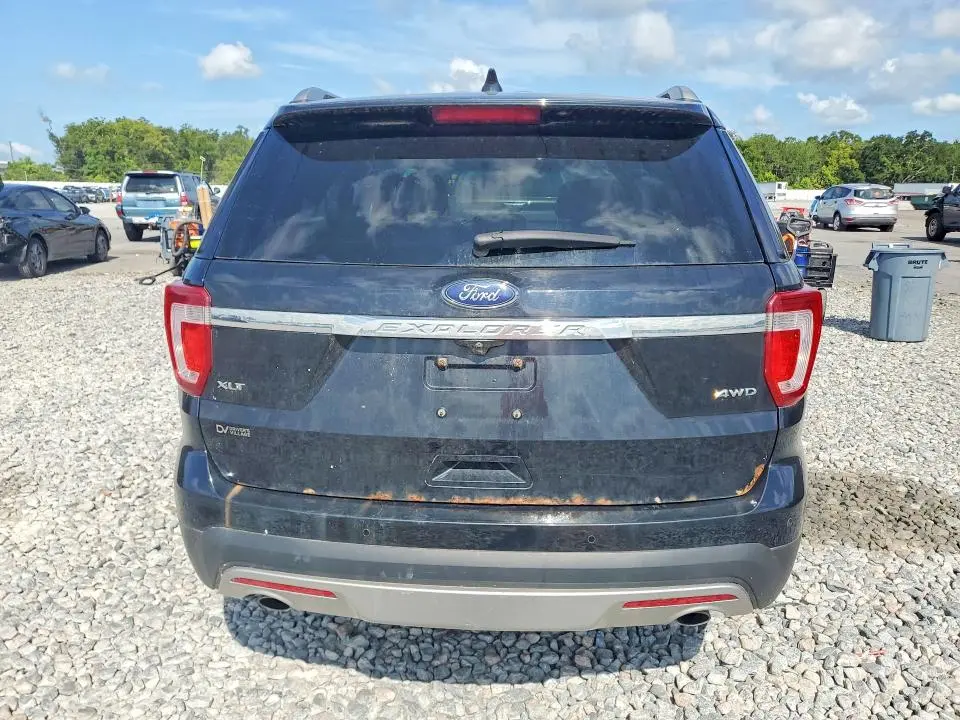 2016 FORD EXPLORER XLT  