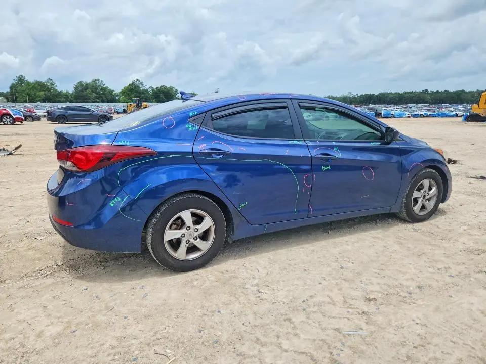 2015 HYUNDAI ELANTRA SE  