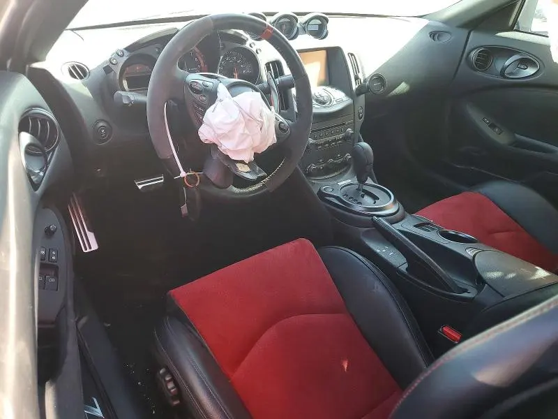 2017 NISSAN 370Z NISMO TECH  