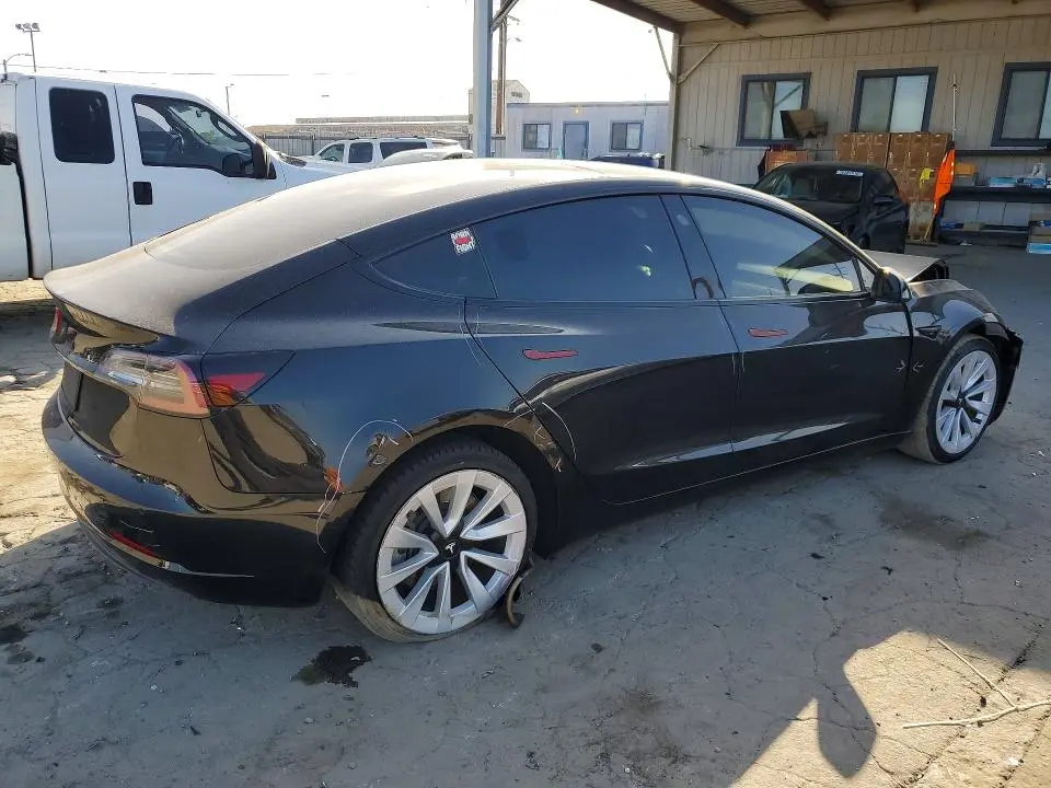2021 TESLA MODEL 3   