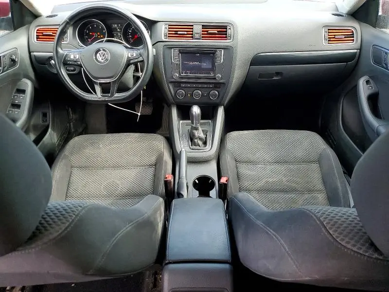 2016 VOLKSWAGEN JETTA SE  
