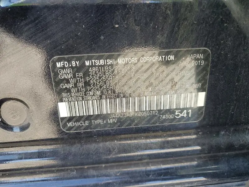 2019 MITSUBISHI OUTLANDER SE  