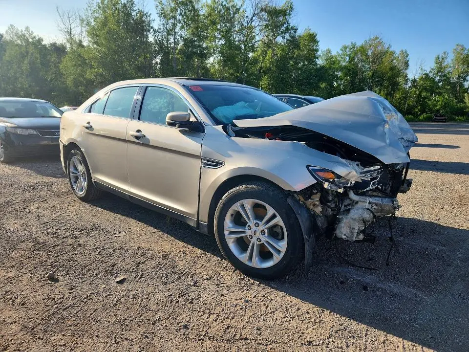 2017 FORD TAURUS SEL  
