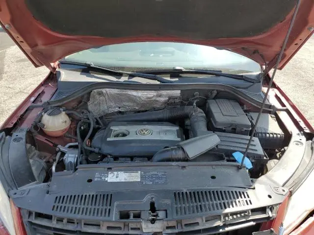 2011 VOLKSWAGEN TIGUAN S  
