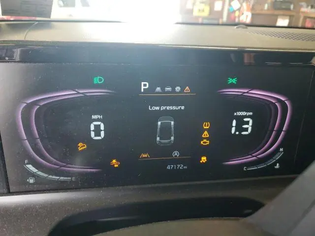 2024 KIA SELTOS LX  