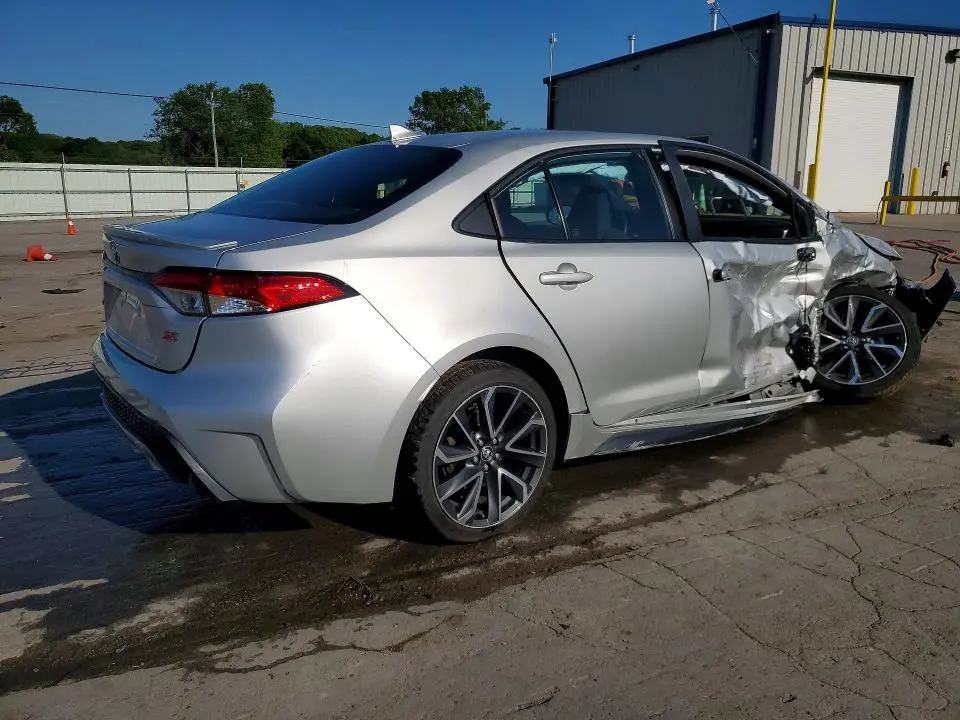 2020 TOYOTA COROLLA SE  