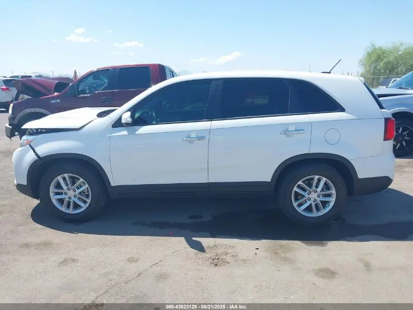 2014 KIA SORENTO LX