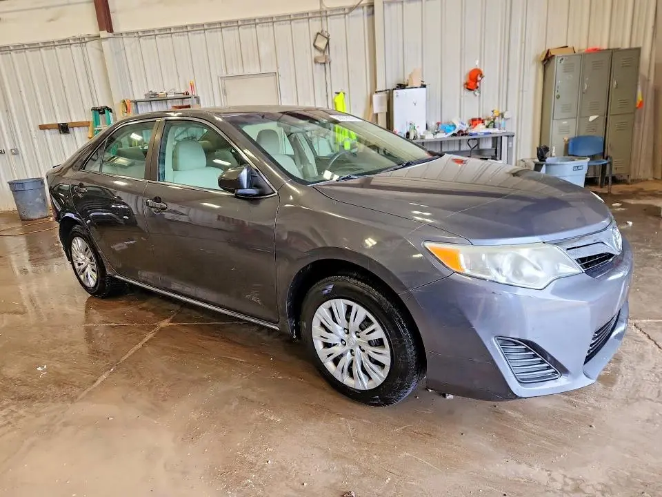 2012 TOYOTA CAMRY LE  