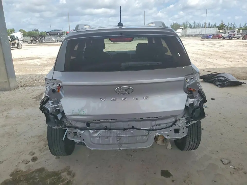 2025 HYUNDAI VENUE SEL  