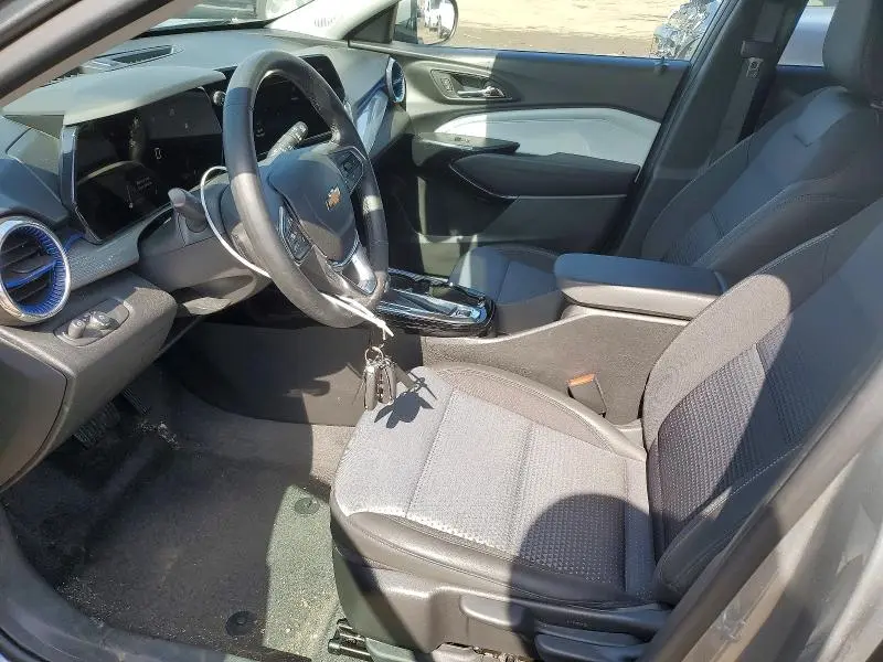 2025 CHEVROLET TRAX 1LT  