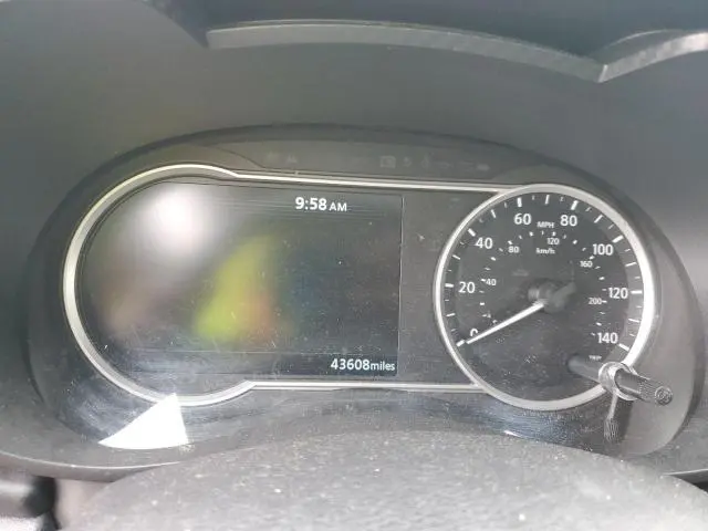 2024 NISSAN VERSA SR