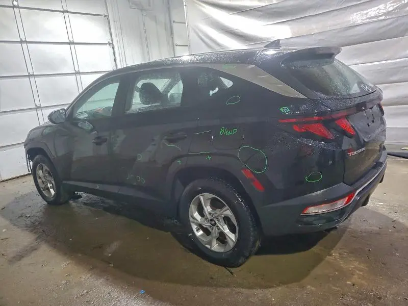 2022 HYUNDAI TUCSON SE  