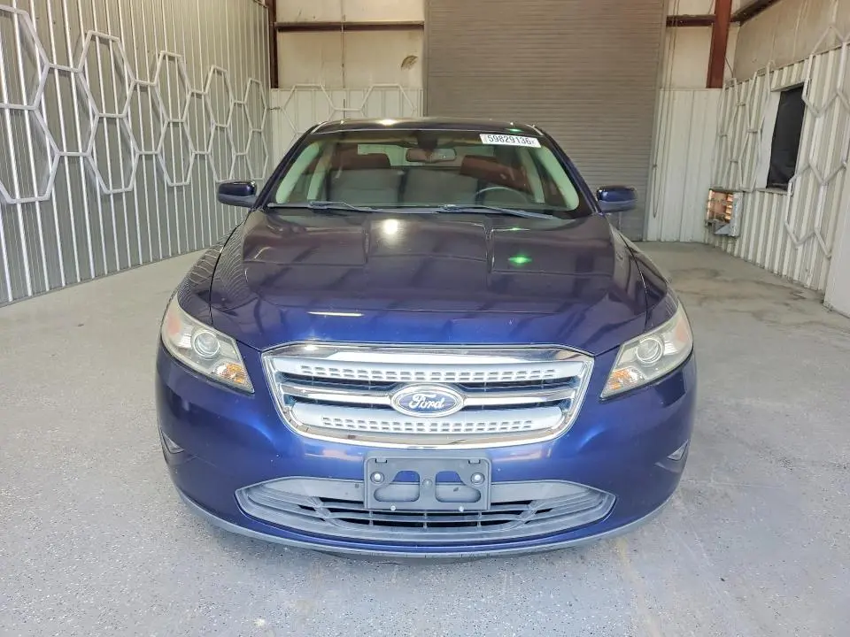 2011 FORD TAURUS SEL  