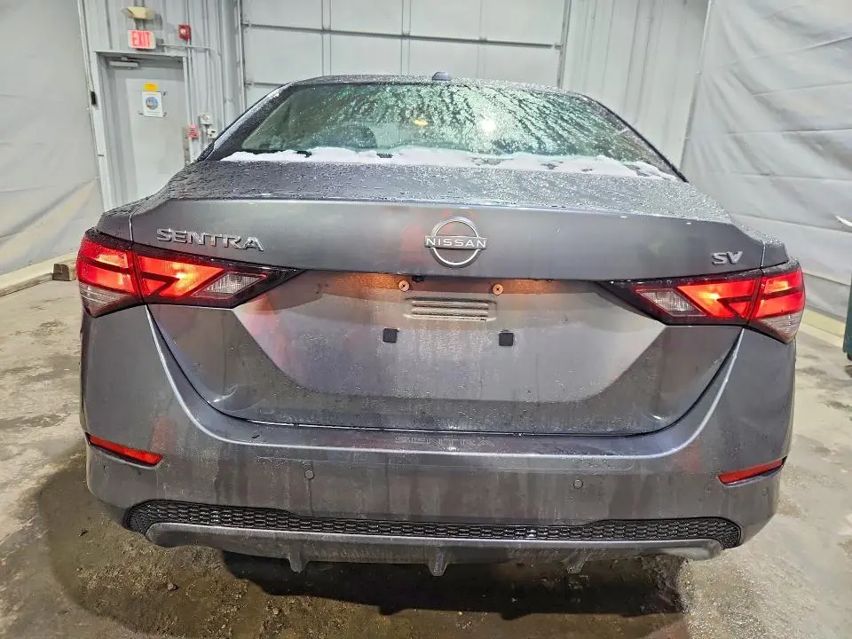 2024 NISSAN SENTRA SV  