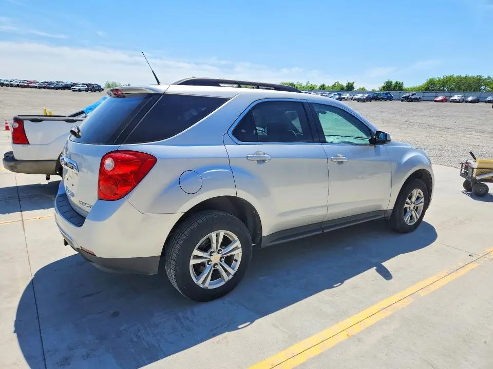 2010 CHEVROLET EQUINOX LT  