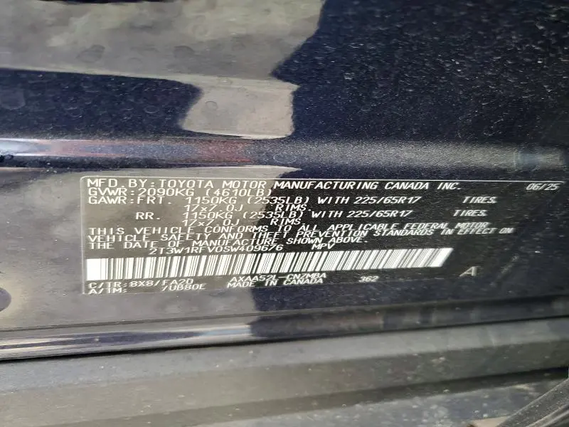 2025 TOYOTA RAV4 XLE  