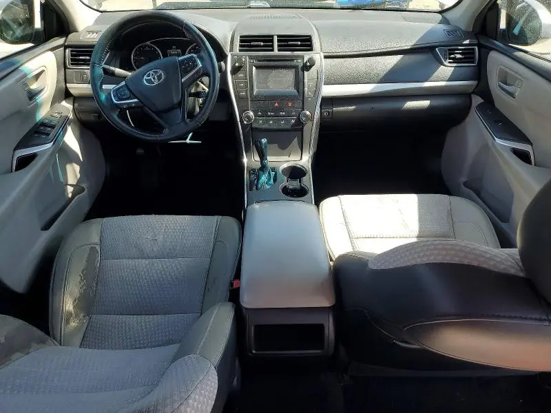 2015 TOYOTA CAMRY SE  