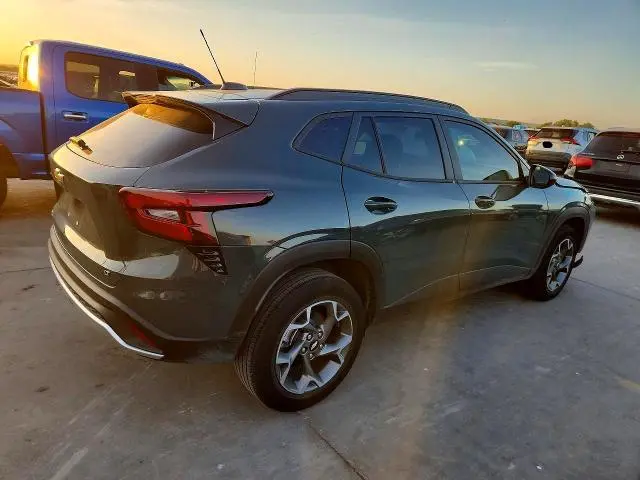 2025 CHEVROLET TRAX 1LT  
