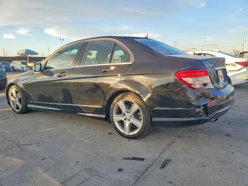 2011 MERCEDES-BENZ C 300  