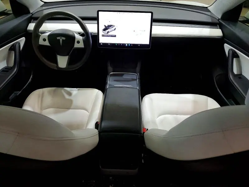 2021 TESLA MODEL 3   