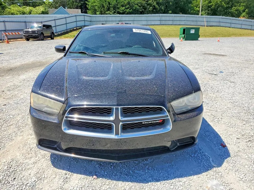2012 DODGE CHARGER SE  