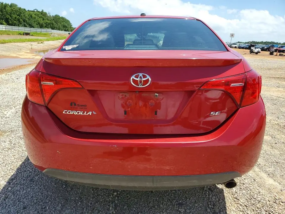 2017 TOYOTA COROLLA SE  