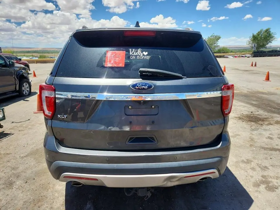 2017 FORD EXPLORER XLT  