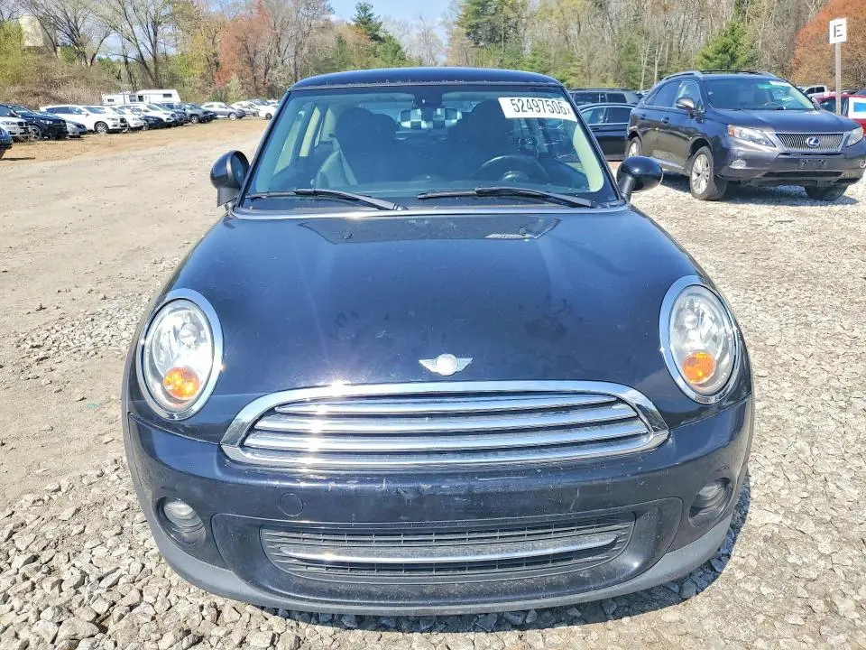 2013 MINI COOPER   