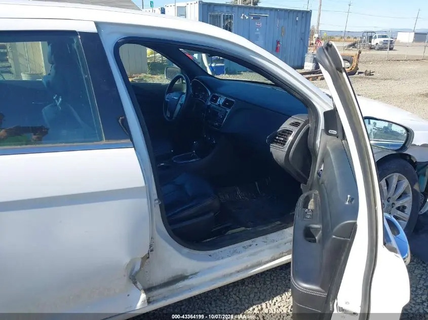 2013 CHRYSLER 200 LIMITED