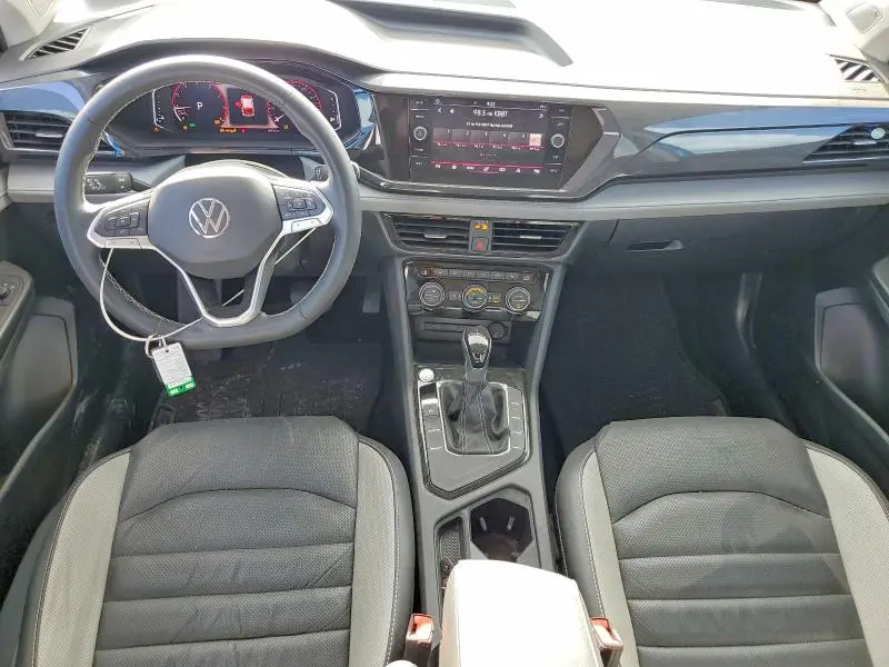 2022 VOLKSWAGEN TAOS SEL  