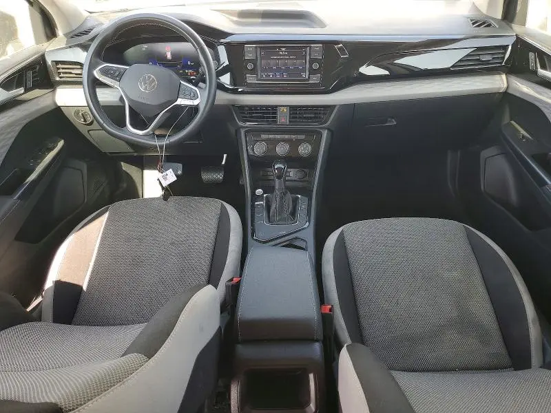 2024 VOLKSWAGEN TAOS S  