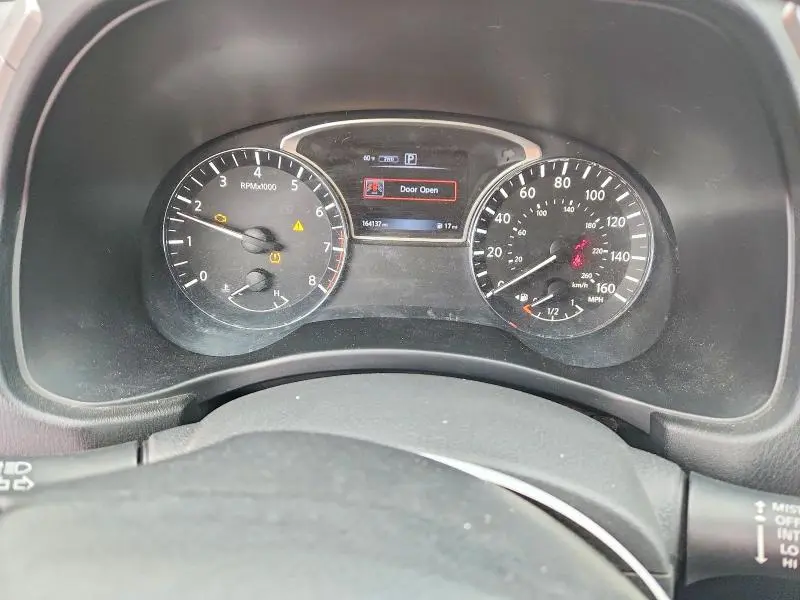 2017 NISSAN PATHFINDER SV  