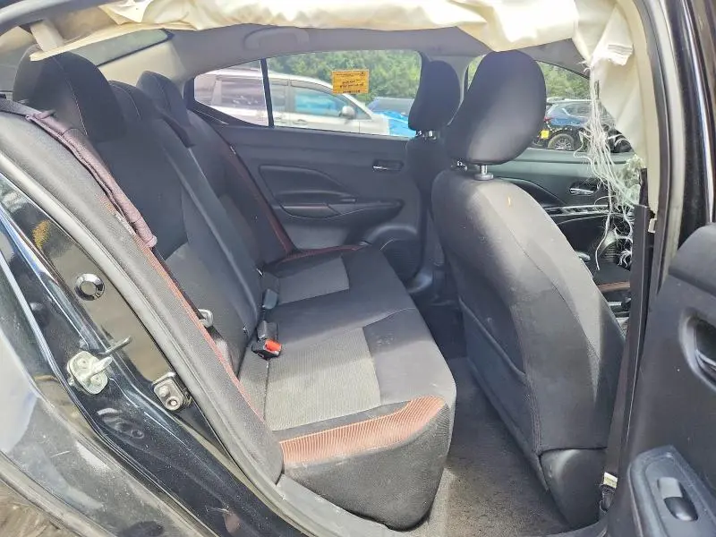 2020 NISSAN VERSA SR  