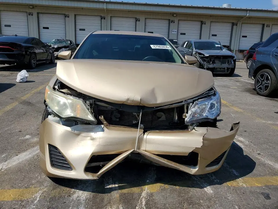 2012 TOYOTA CAMRY LE  