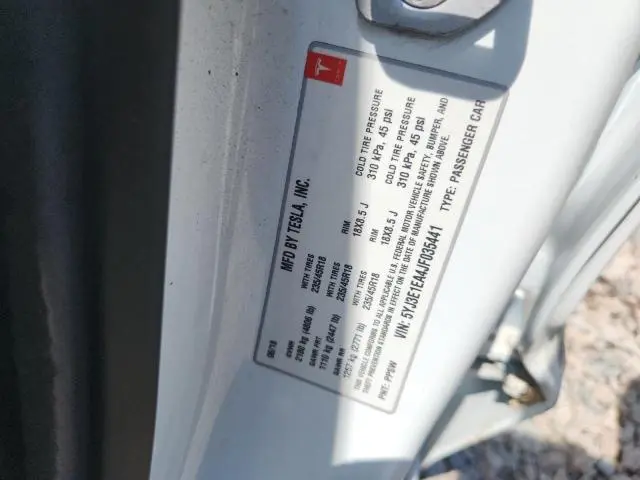 2018 TESLA MODEL 3   