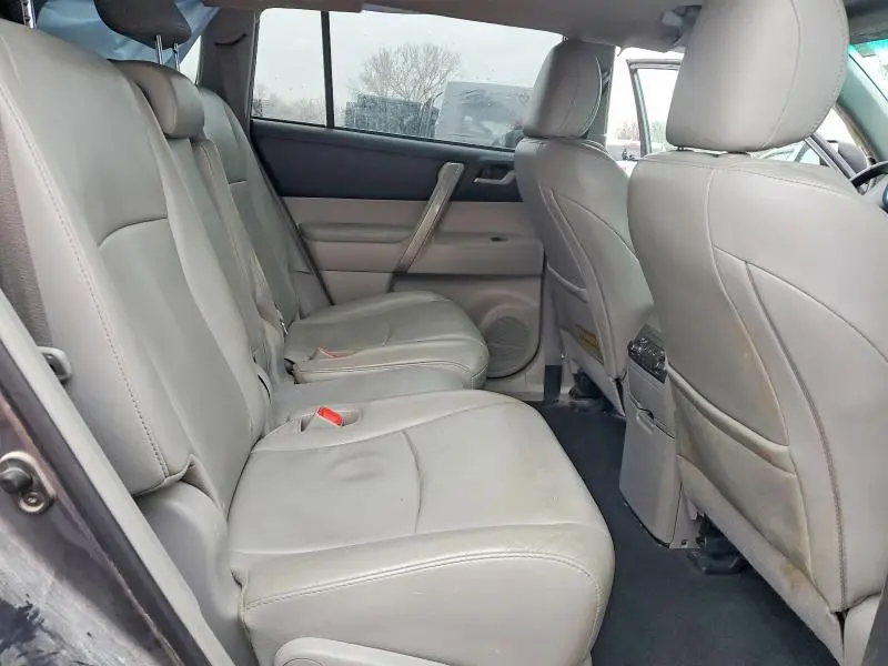 2013 TOYOTA HIGHLANDER BASE  