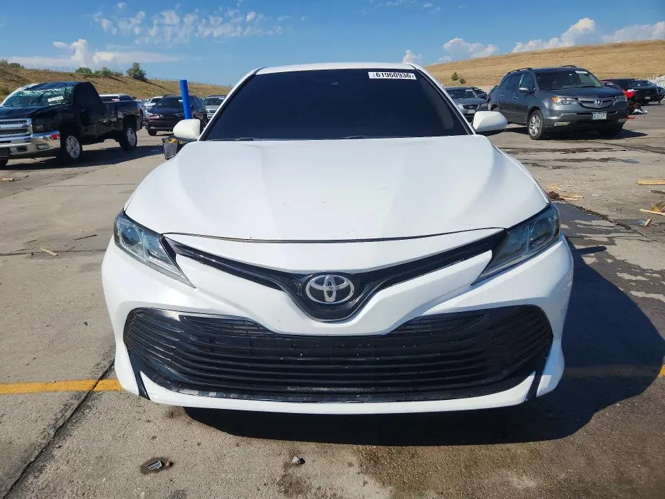 2018 TOYOTA CAMRY LE  