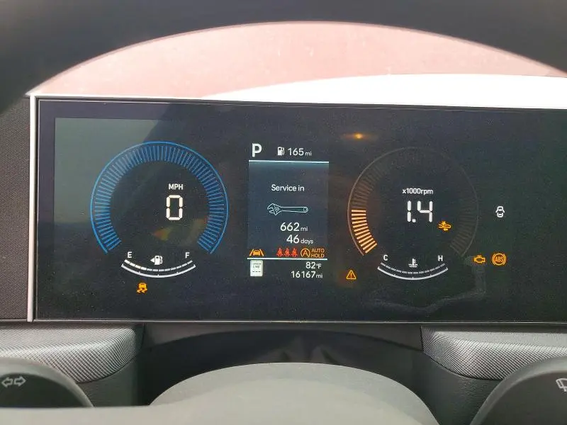 2025 HYUNDAI SONATA SE  