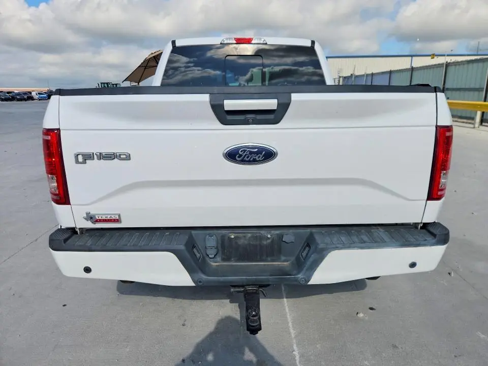 2015 FORD F150 SUPERCREW  