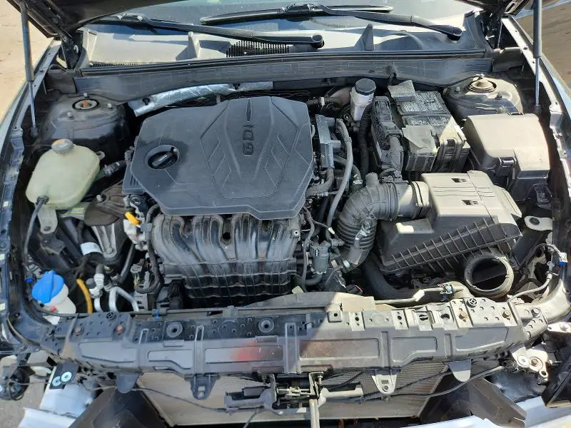 2020 HYUNDAI SONATA SE  