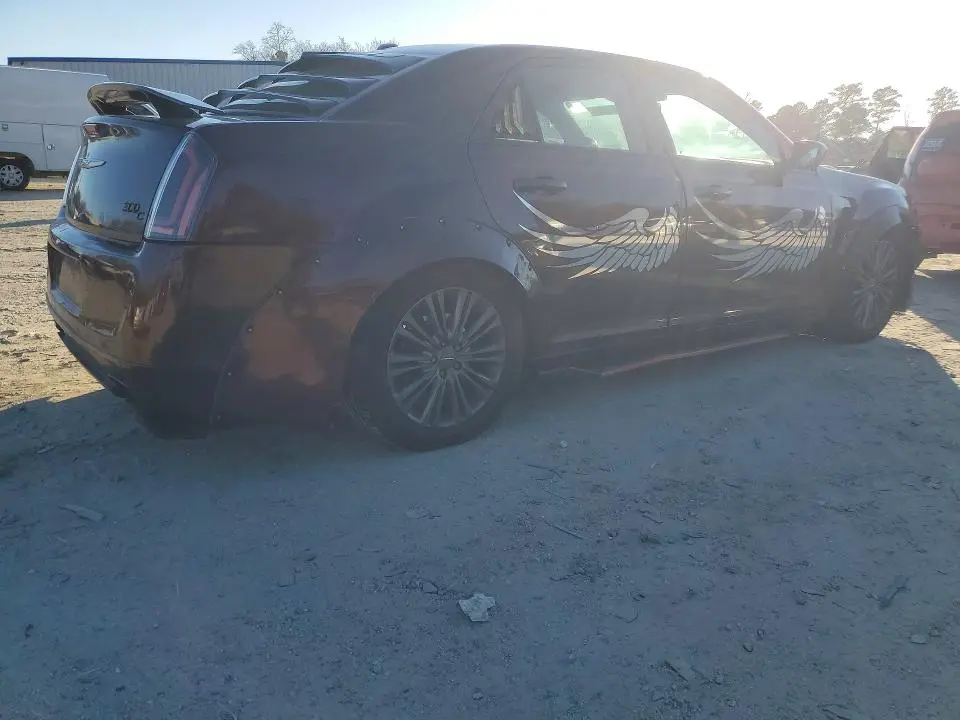 2014 CHRYSLER 300C VARVATOS  