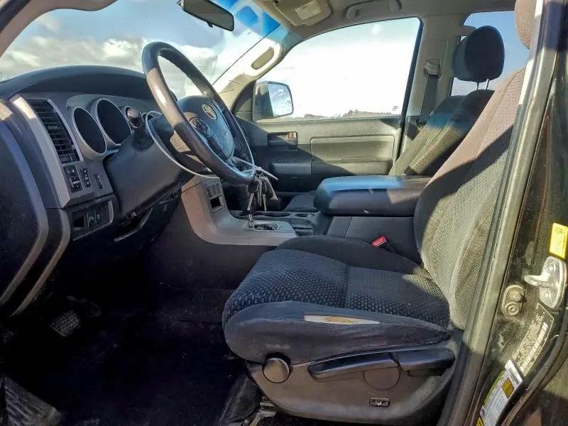 2011 TOYOTA TUNDRA CREWMAX SR5  