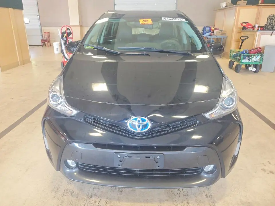 2017 TOYOTA PRIUS V FIVE  