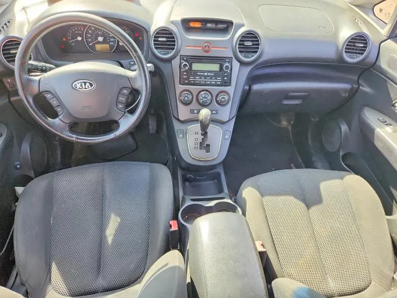 2011 KIA RONDO   