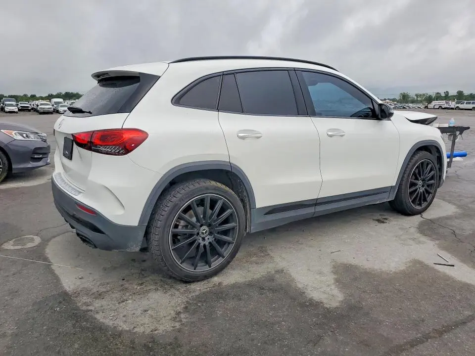 2021 MERCEDES-BENZ GLA 250  