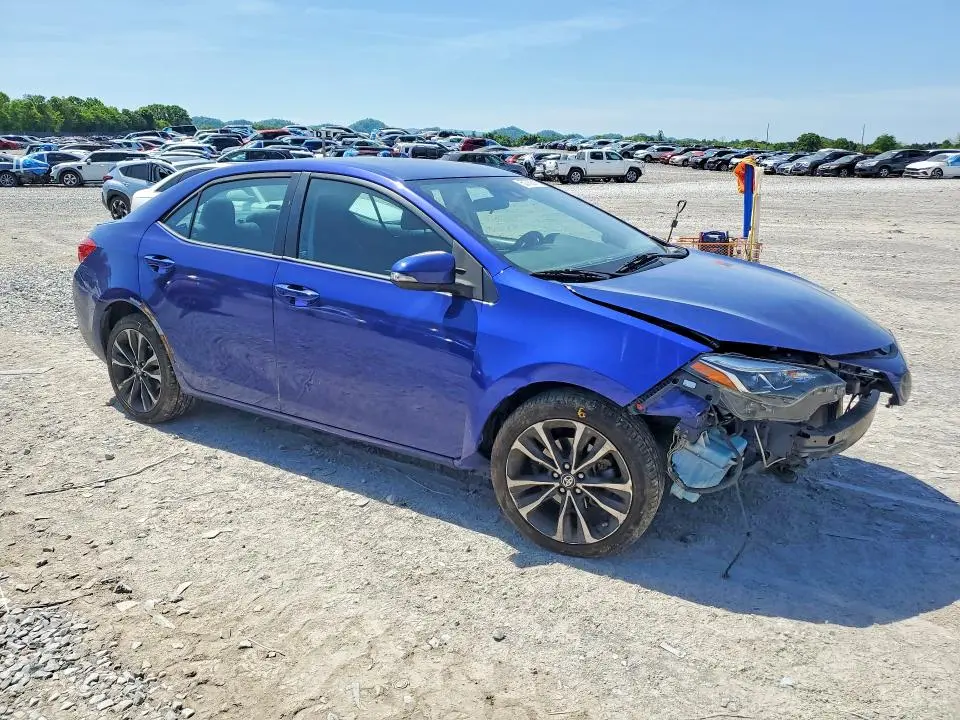 2017 TOYOTA COROLLA SE  