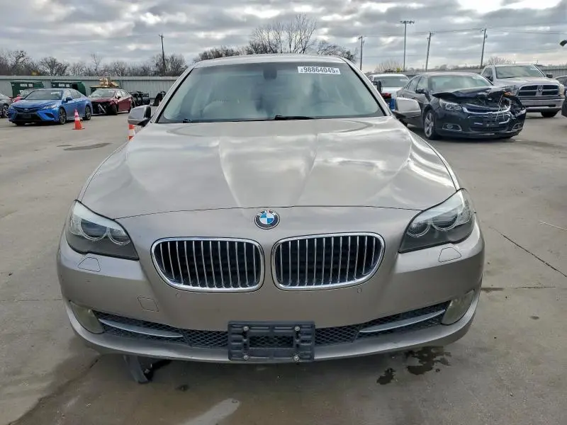 2011 BMW 528 I  